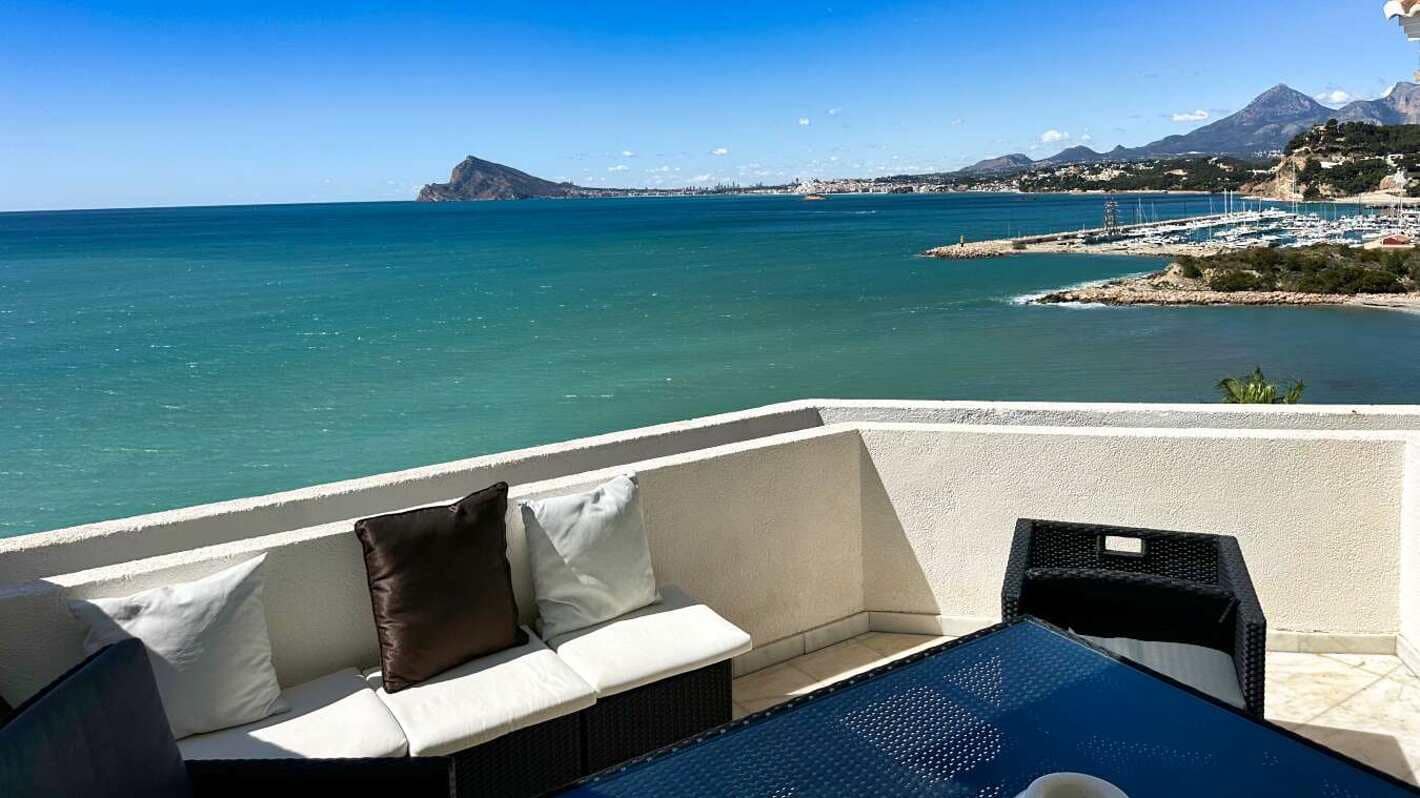 2 soveværelse Penthouse til salg i Altea med swimmingpool garage - € 795.000 (Ref: 9003157)