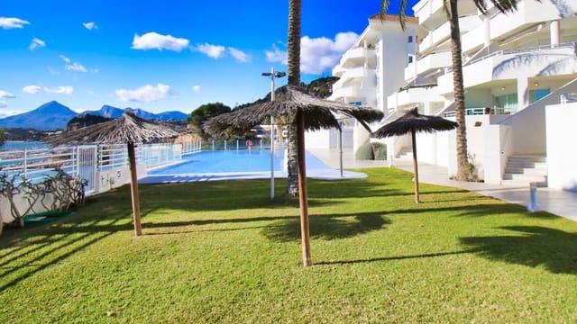 2 bedroom Penthouse for sale in Altea with pool garage - € 795,000 (Ref: 9003157)