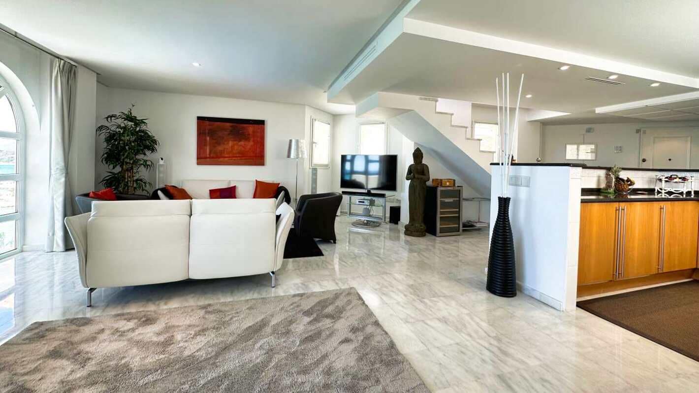 2 soveværelse Penthouse til salg i Altea med swimmingpool garage - € 795.000 (Ref: 9003157)