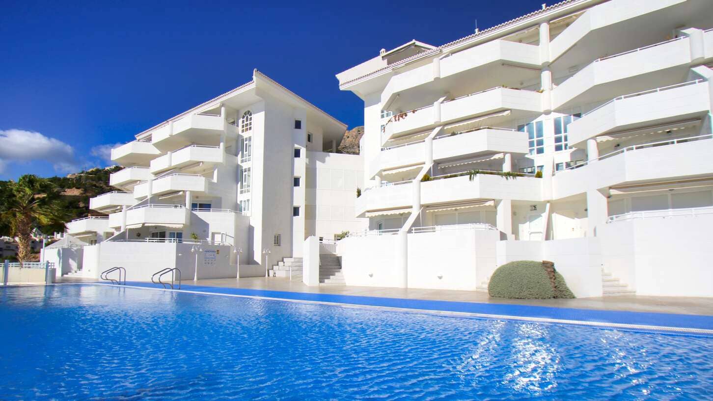2 soveværelse Penthouse til salg i Altea med swimmingpool garage - € 795.000 (Ref: 9003157)