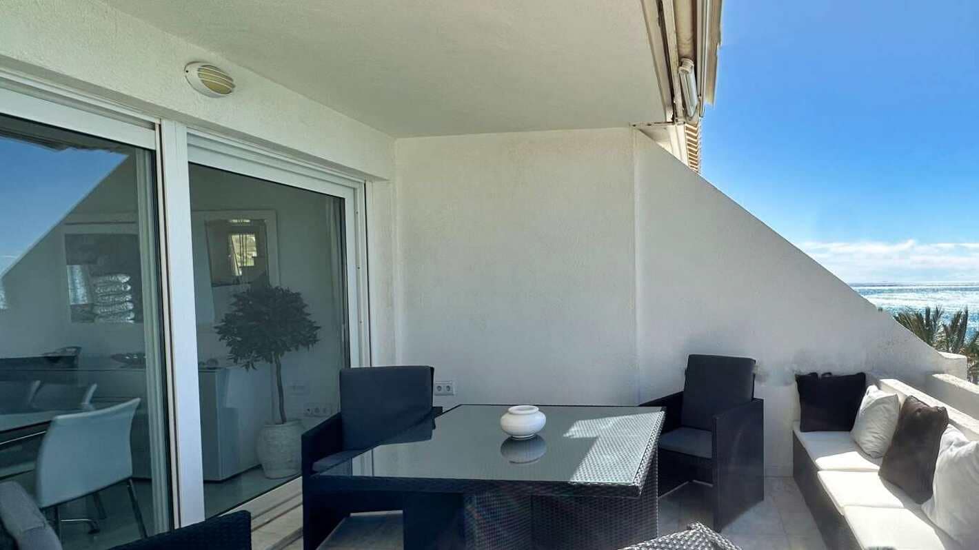 2 soveværelse Penthouse til salg i Altea med swimmingpool garage - € 795.000 (Ref: 9003157)