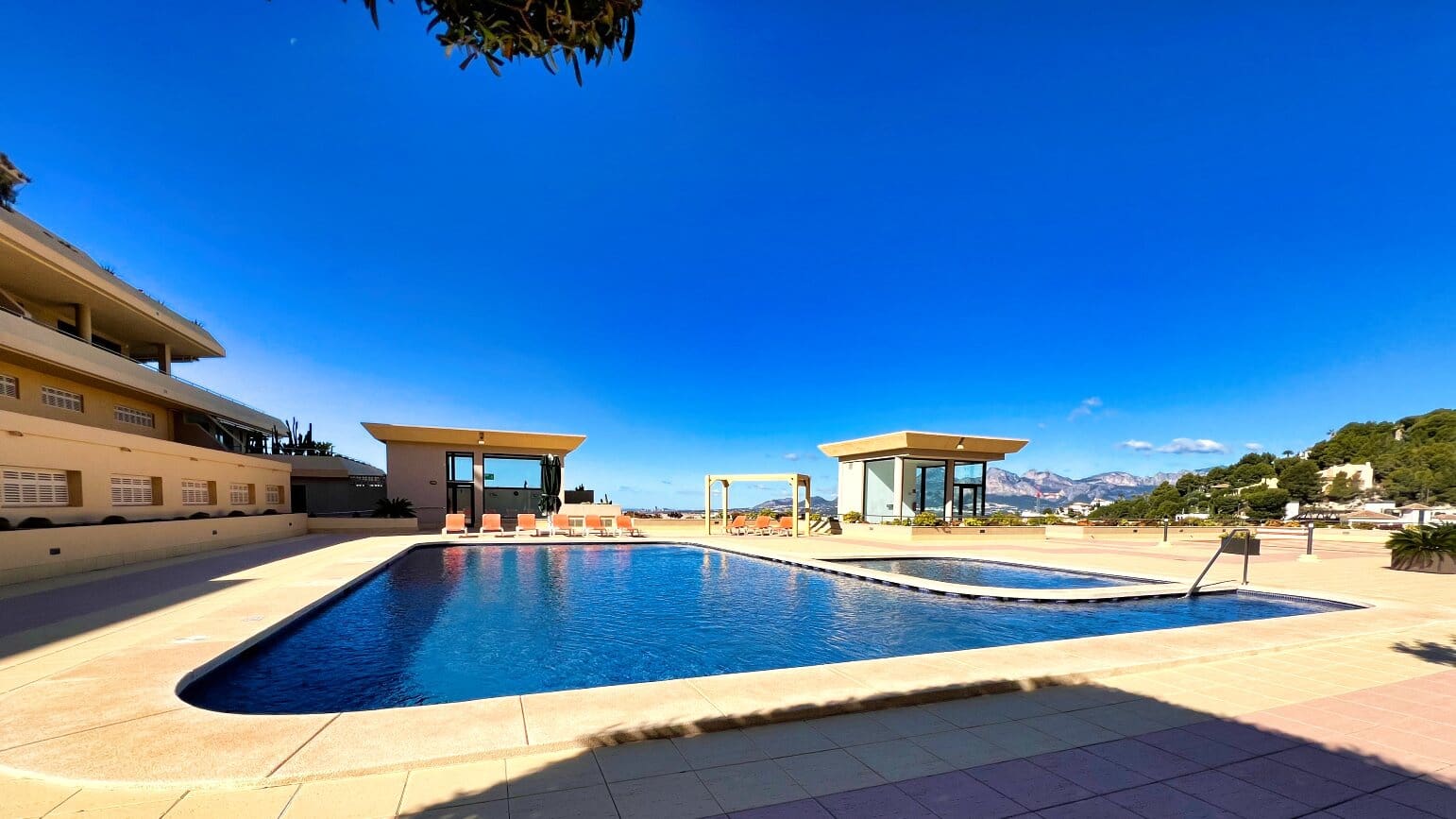 2 soveværelse Lejlighed til salg i Altea la Vella med swimmingpool garage - € 485.000 (Ref: 9003158)