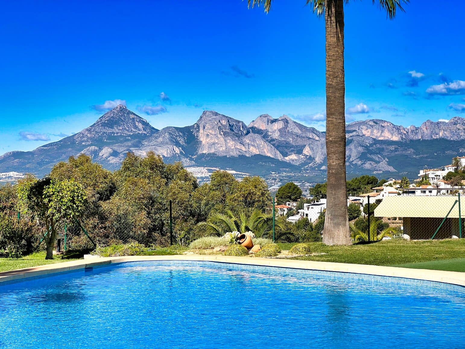 2 soveværelse Lejlighed til salg i Altea la Vella med swimmingpool garage - € 485.000 (Ref: 9003158)