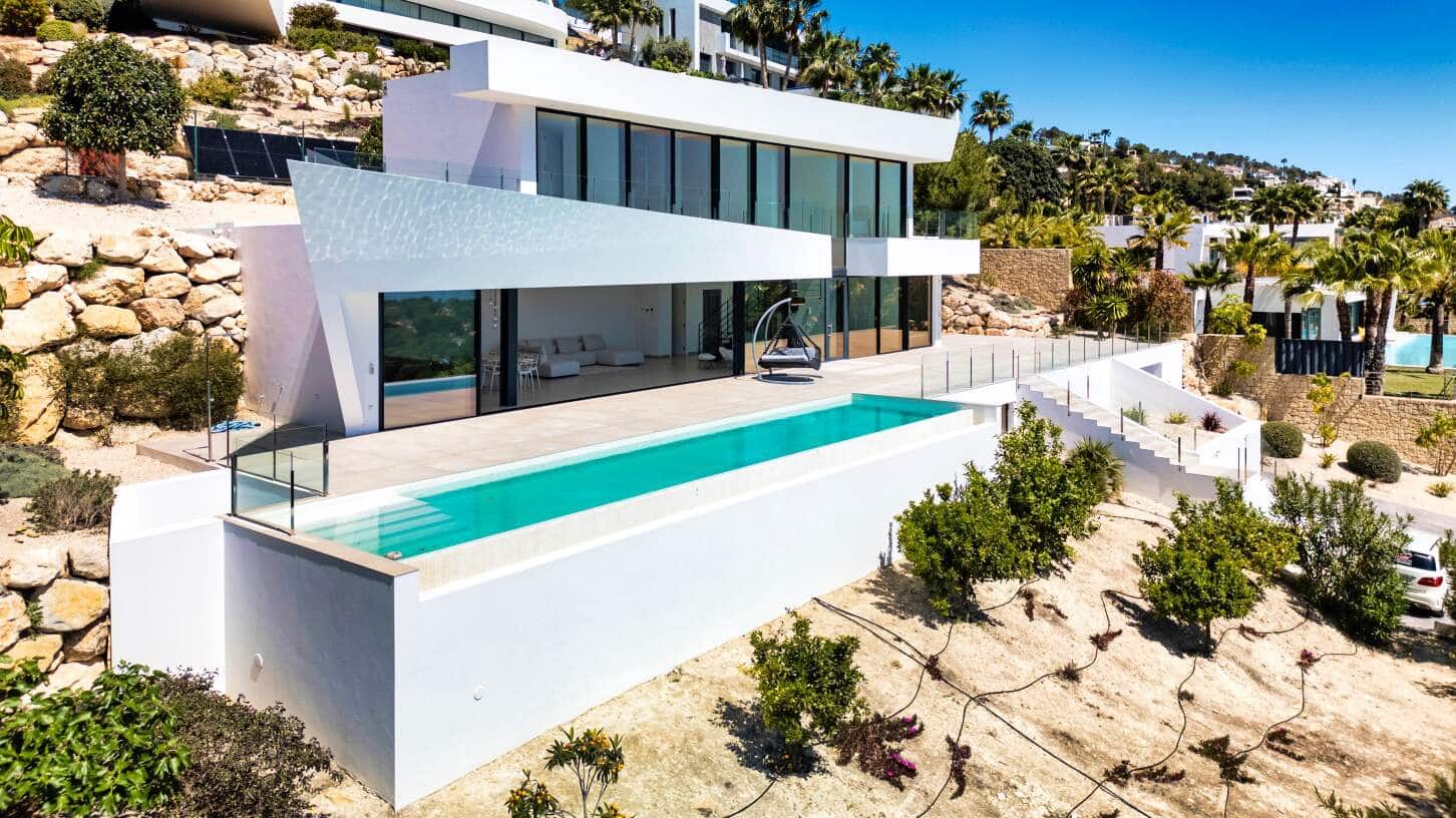 4 soveværelse Villa til salg i Benissa med swimmingpool garage - € 2.900.000 (Ref: 9003160)