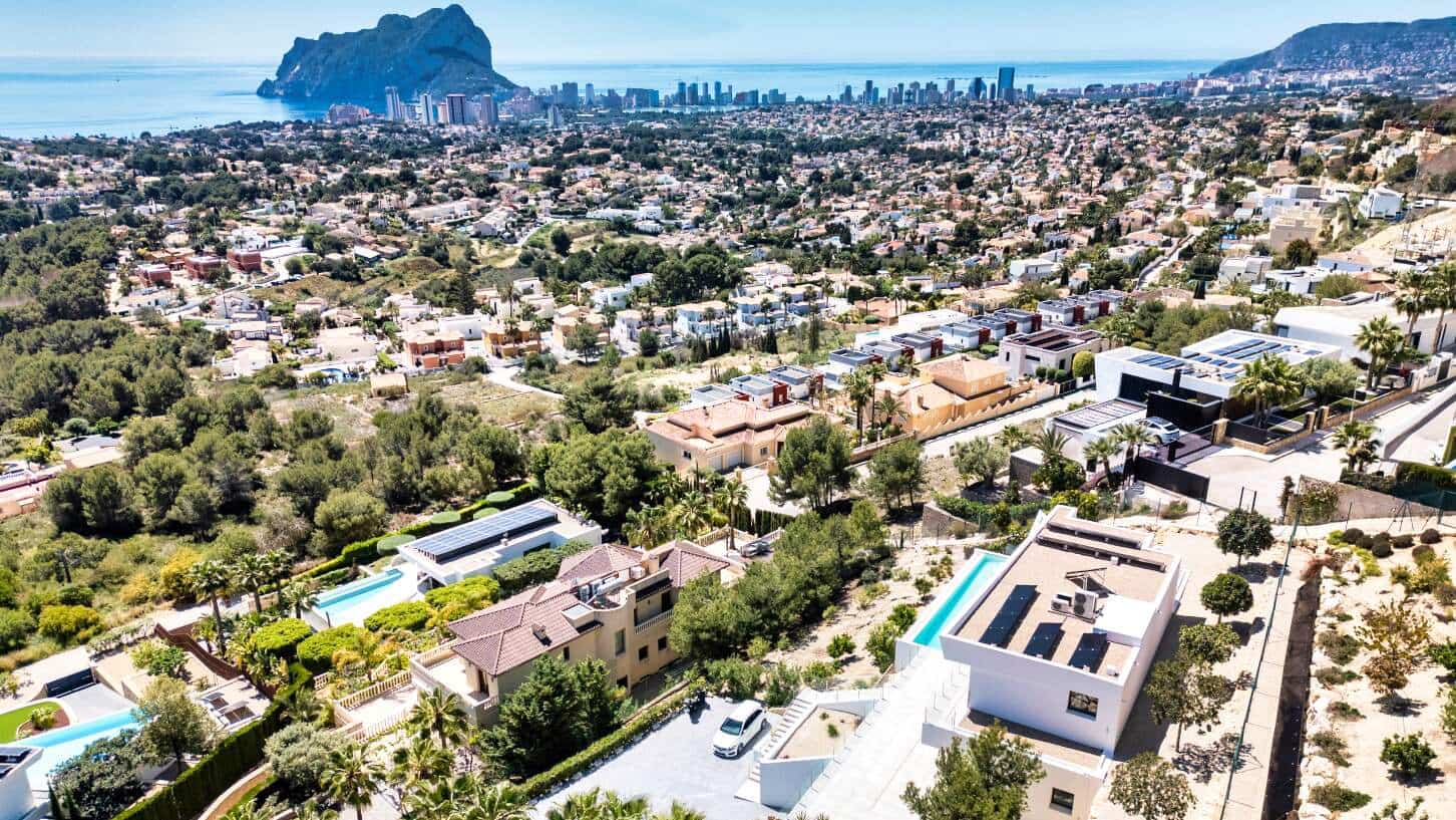 4 soveværelse Villa til salg i Benissa med swimmingpool garage - € 2.900.000 (Ref: 9003160)