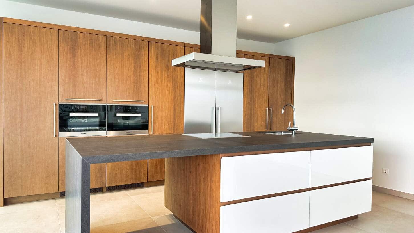 4 soveværelse Villa til salg i Benissa med swimmingpool garage - € 2.900.000 (Ref: 9003160)