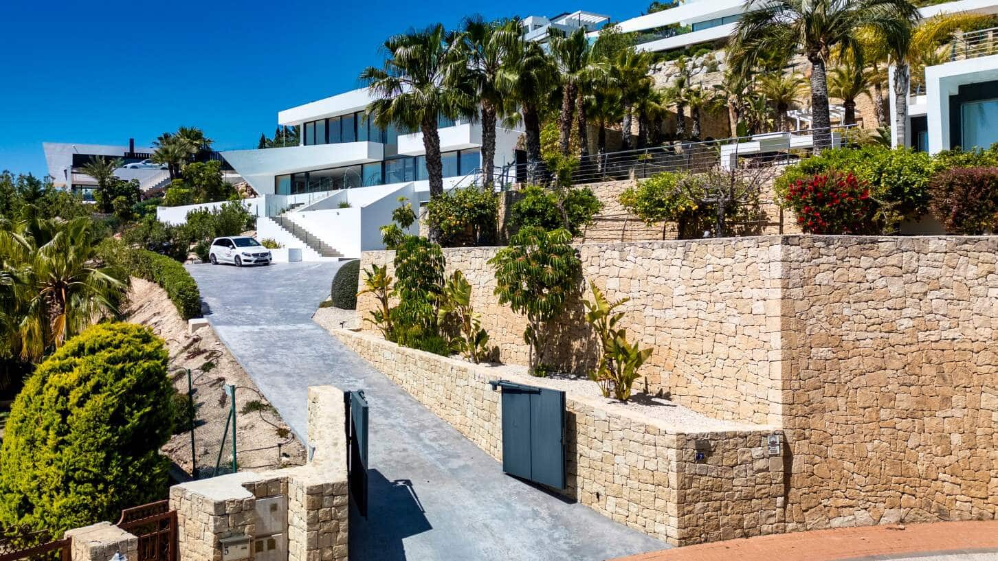 4 soveværelse Villa til salg i Benissa med swimmingpool garage - € 2.900.000 (Ref: 9003160)