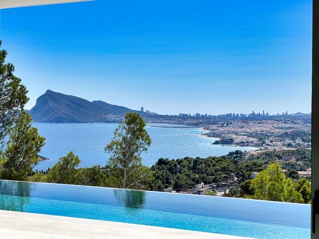 5 Zimmer Villa zu verkaufen in Altea mit Pool Garage - 2.500.000 € (Ref: 9003165)