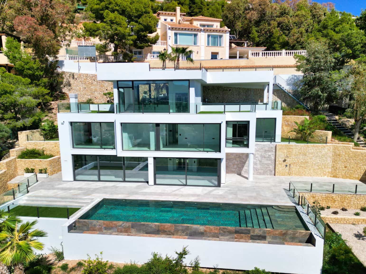 5 bedroom Villa for sale in Altea with pool garage - € 2,500,000 (Ref: 9003165)