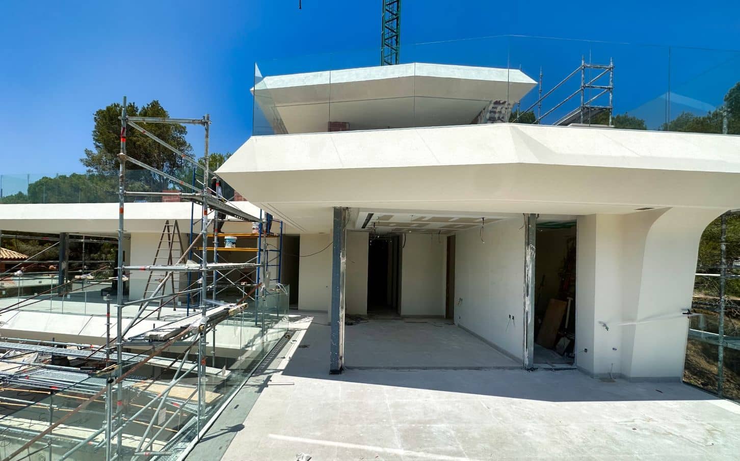 4 bedroom Villa for sale in Altea with pool garage - € 2,250,000 (Ref: 9003166)