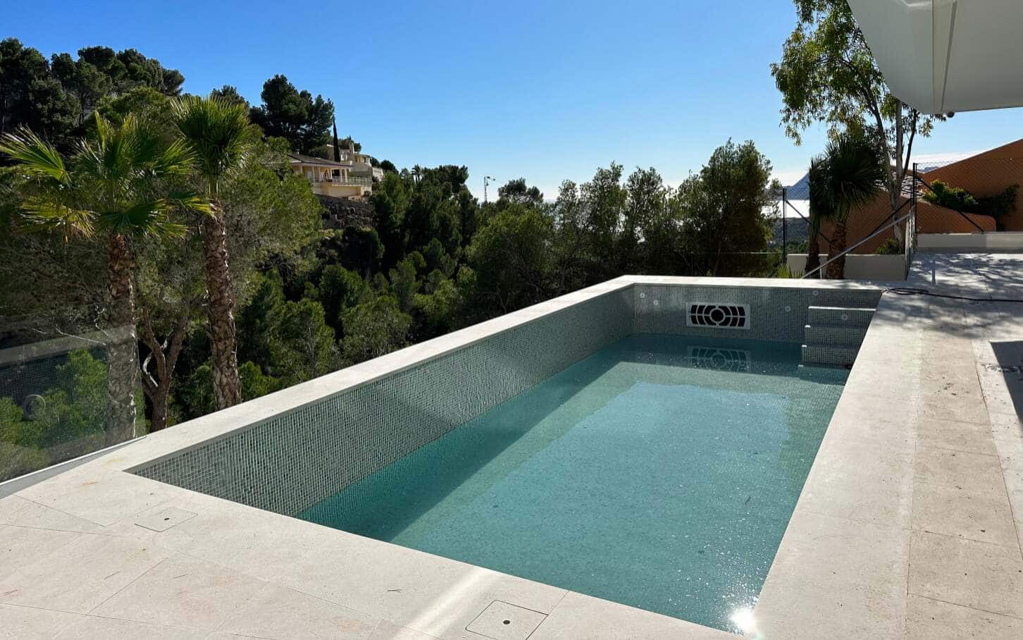 4 quarto Moradia para venda em Altea com piscina garagem - 2 250 000 € (Ref: 9003166)