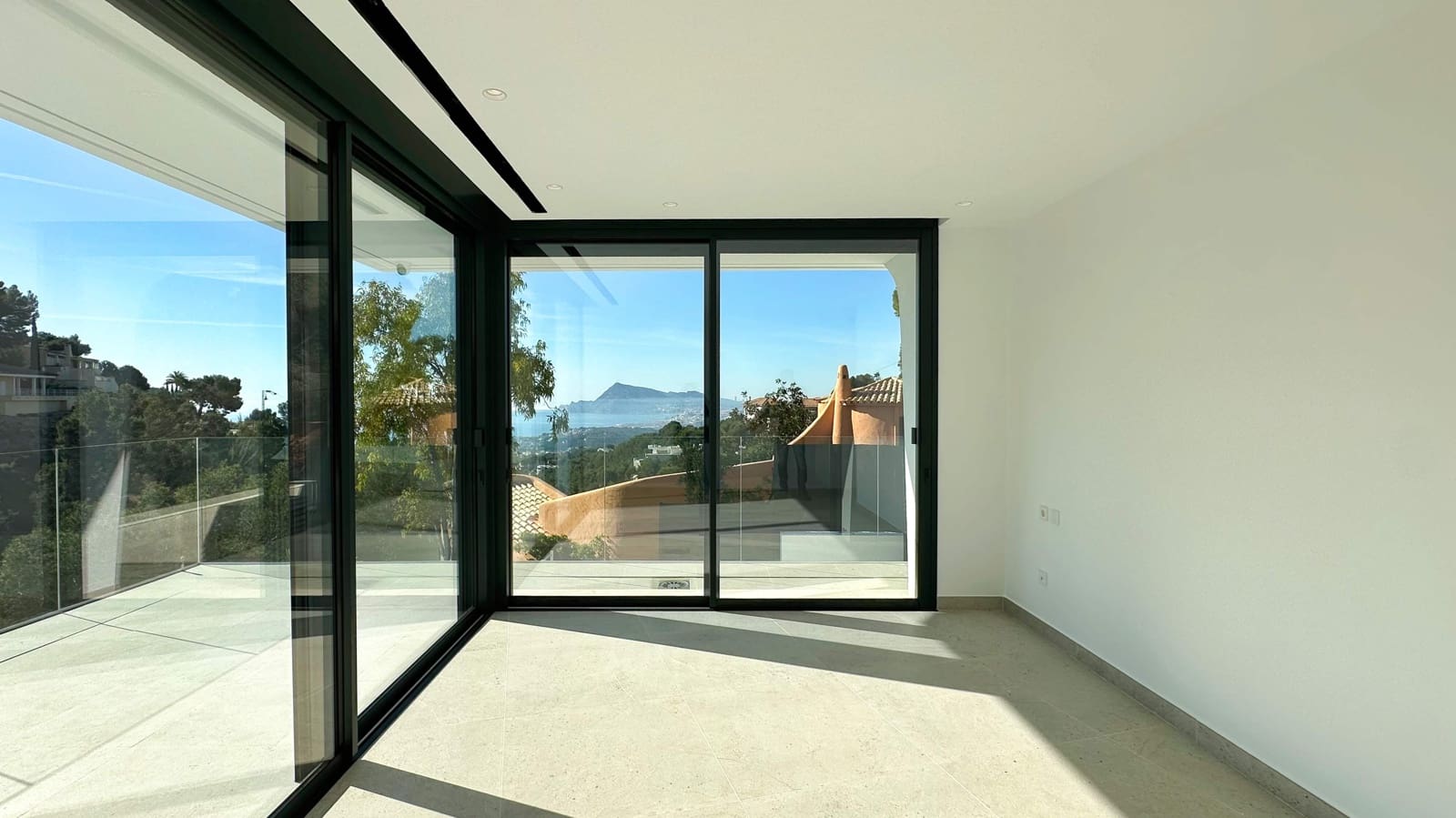 4 sypialnia Willa na sprzedaż w Altea z basenem - 2 250 000 € (Ref: 9003166)