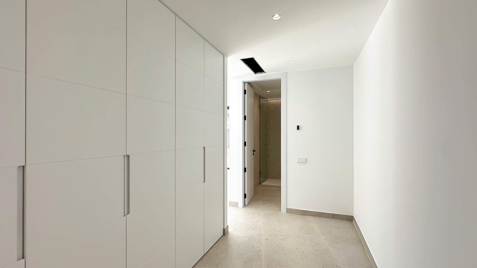 4 bedroom Villa for sale in Altea with pool garage - € 2,250,000 (Ref: 9003166)