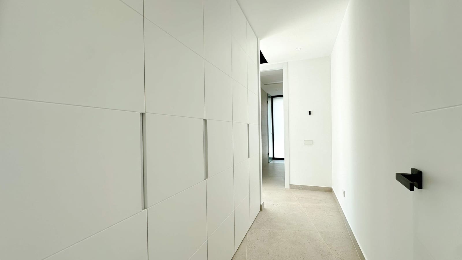 4 bedroom Villa for sale in Altea with pool garage - € 2,250,000 (Ref: 9003166)