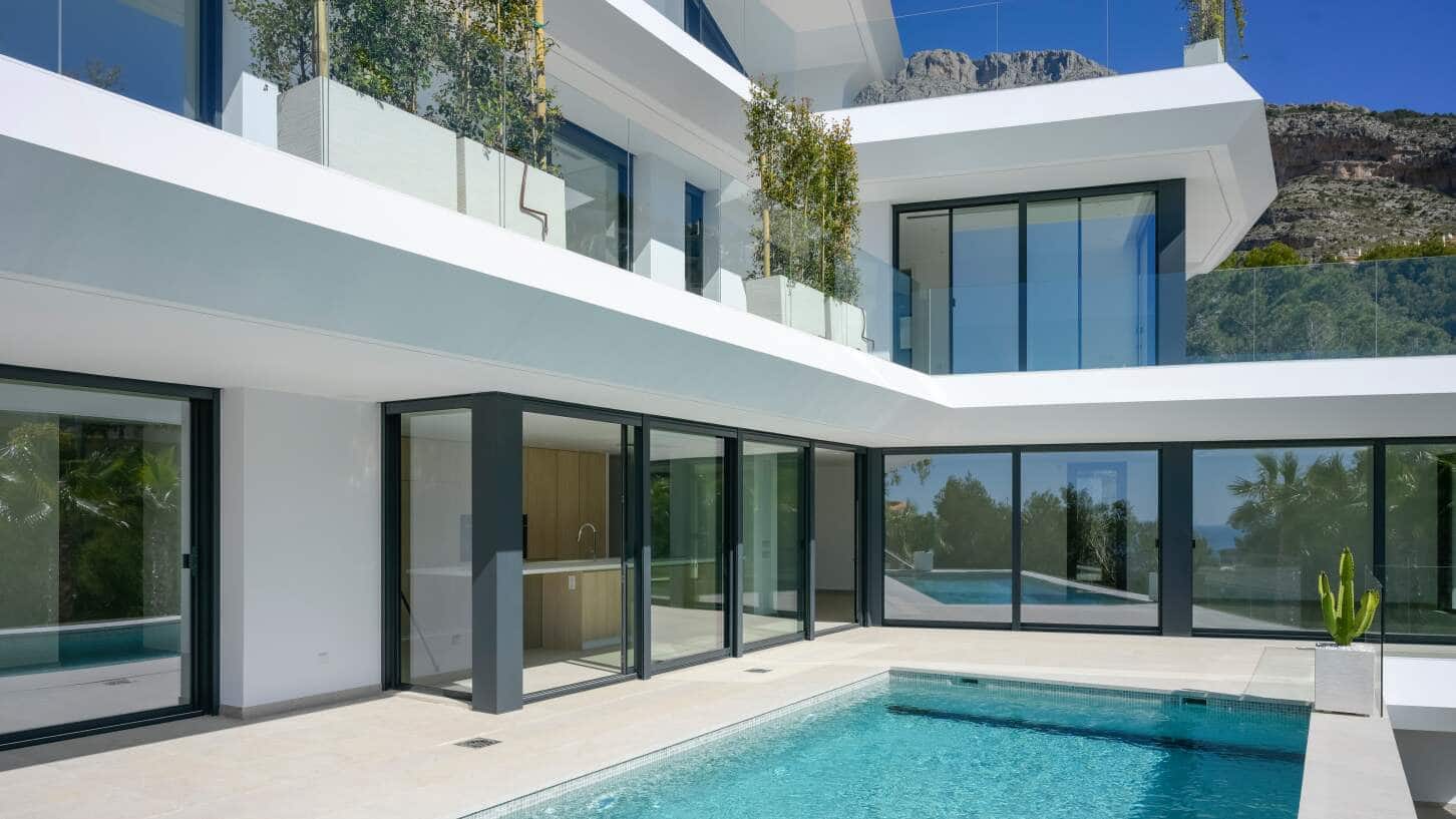 Chalet de 4 habitaciones en Altea en venta con piscina garaje - 2.250.000 € (Ref: 9003166)