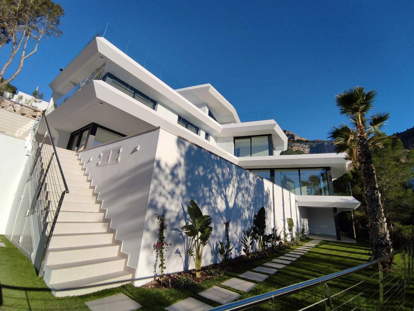 Chalet de 4 habitaciones en Altea en venta con piscina garaje - 2.250.000 € (Ref: 9003166)