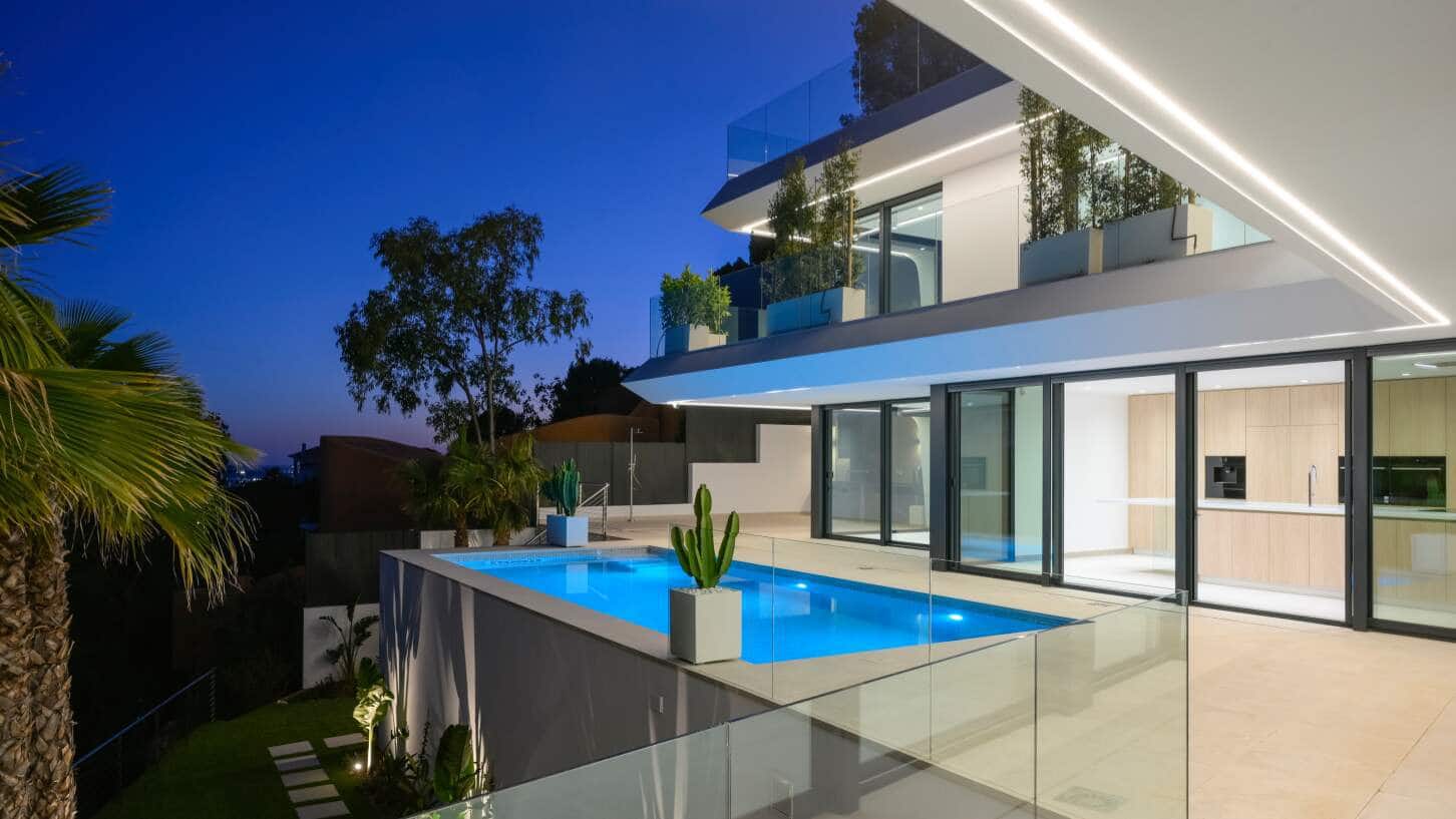 Chalet de 4 habitaciones en Altea en venta con piscina garaje - 2.250.000 € (Ref: 9003166)
