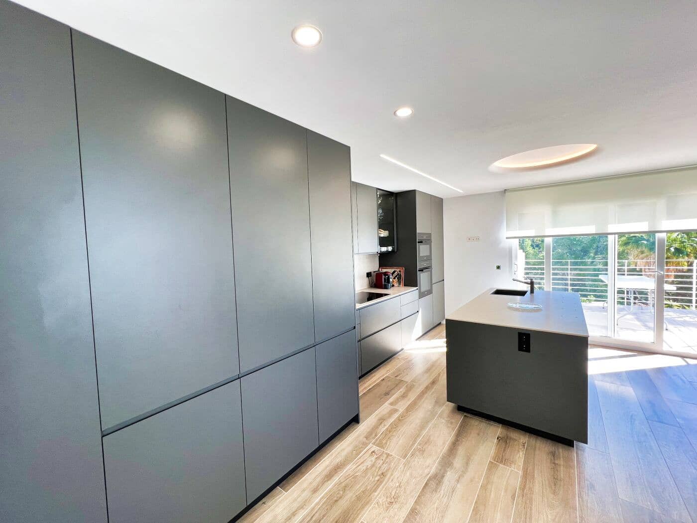 3 bedroom Villa for sale in Altea with pool garage - € 1,750,000 (Ref: 9003169)