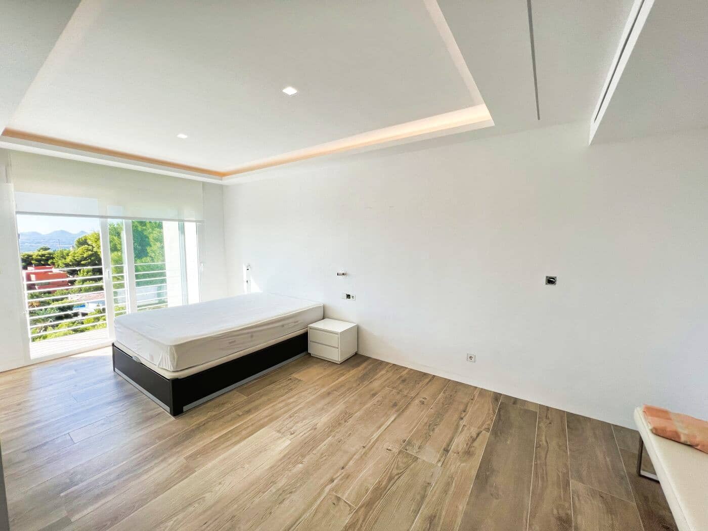 3 bedroom Villa for sale in Altea with pool garage - € 1,750,000 (Ref: 9003169)