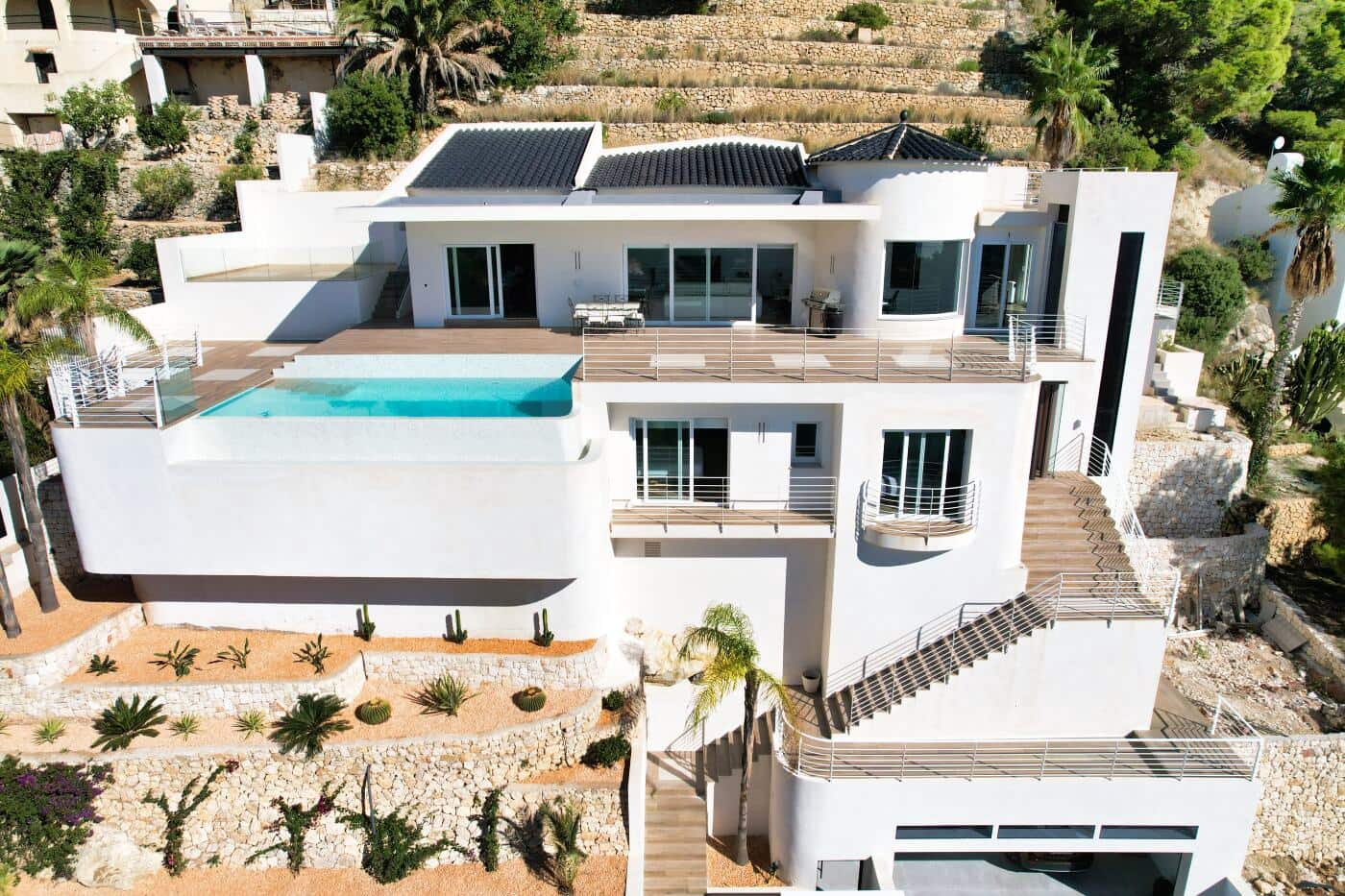3 bedroom Villa for sale in Altea with pool garage - € 1,750,000 (Ref: 9003169)