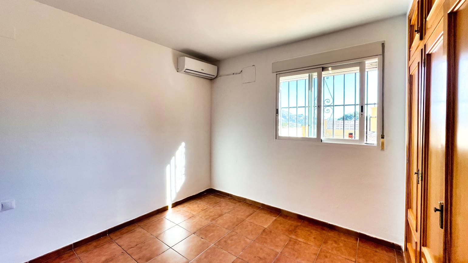 4 soveværelse Finca/Landehus til salg i La Nucia med garage - € 1.500.000 (Ref: 9003171)