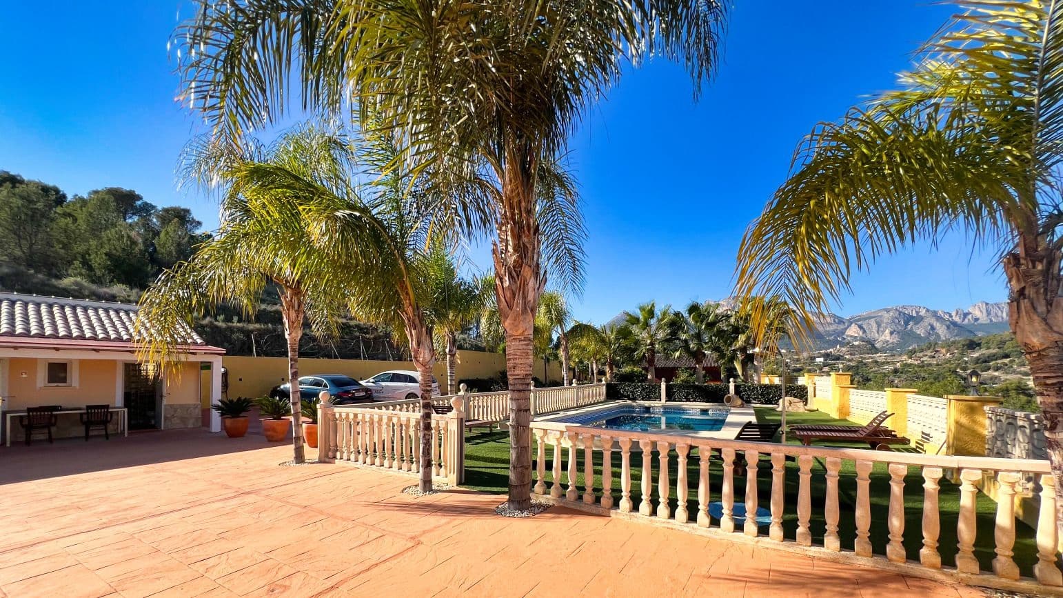 4 soveværelse Finca/Landehus til salg i La Nucia med garage - € 1.500.000 (Ref: 9003171)