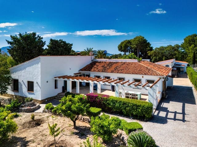 5 chambre Finca/Maison de Campagne à vendre à Escandinavia - Cautivador, Alfaz del Pi / L'Alfàs del Pi avec piscine garage - 1 495 000 € (Ref: 9003176)