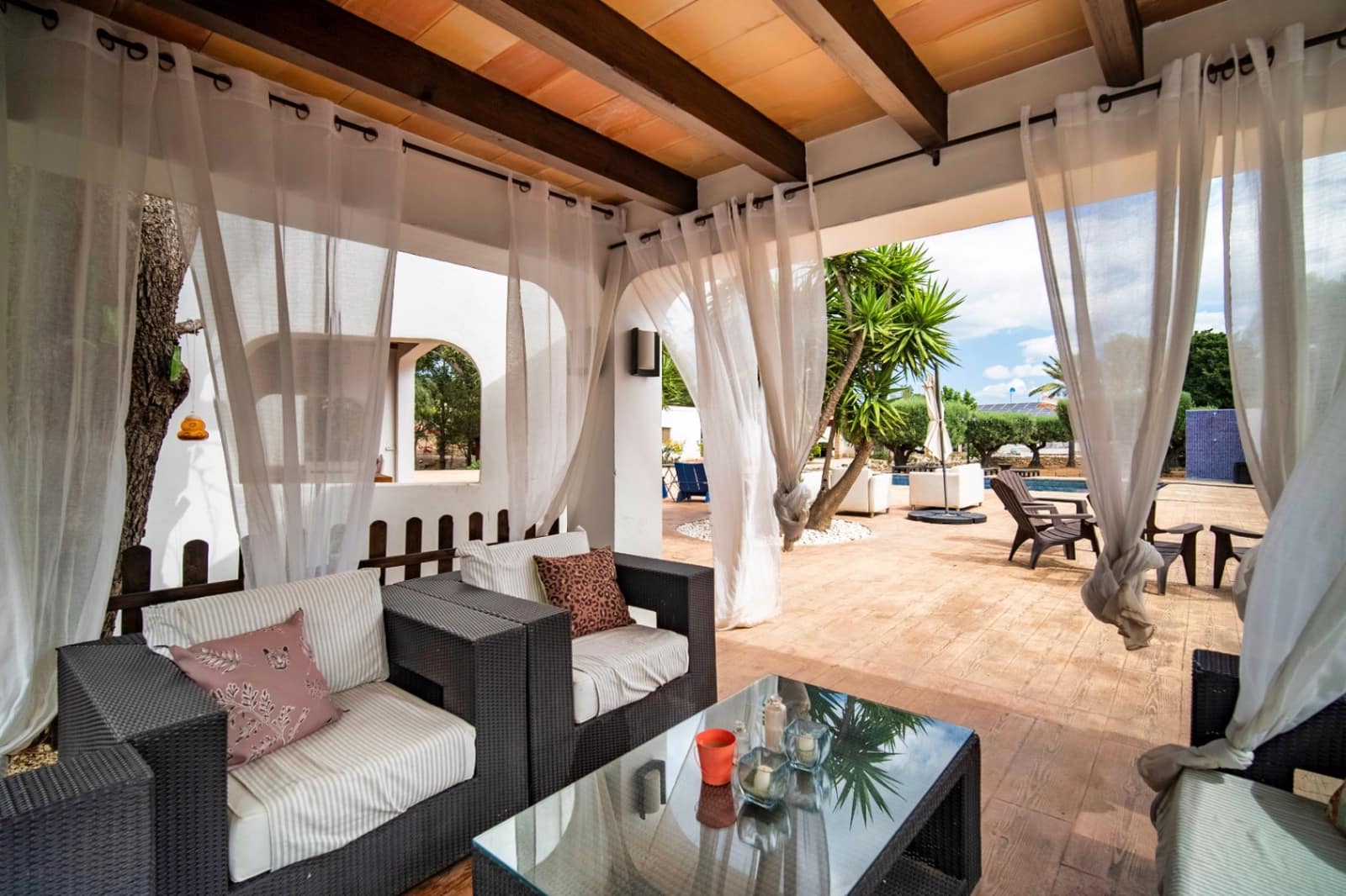 5 bedroom Finca/Country House for sale in Alfaz del Pi / L'Alfas del Pi with pool garage - € 1,495,000 (Ref: 9003176)