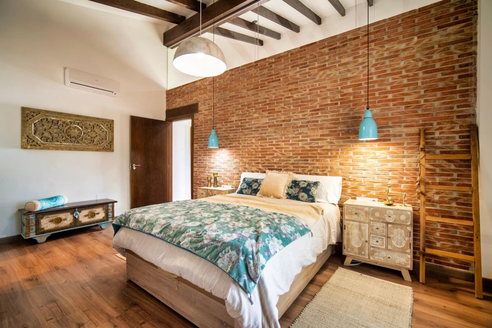 5 bedroom Finca/Country House for sale in Alfaz del Pi / L'Alfas del Pi with pool garage - € 1,495,000 (Ref: 9003176)