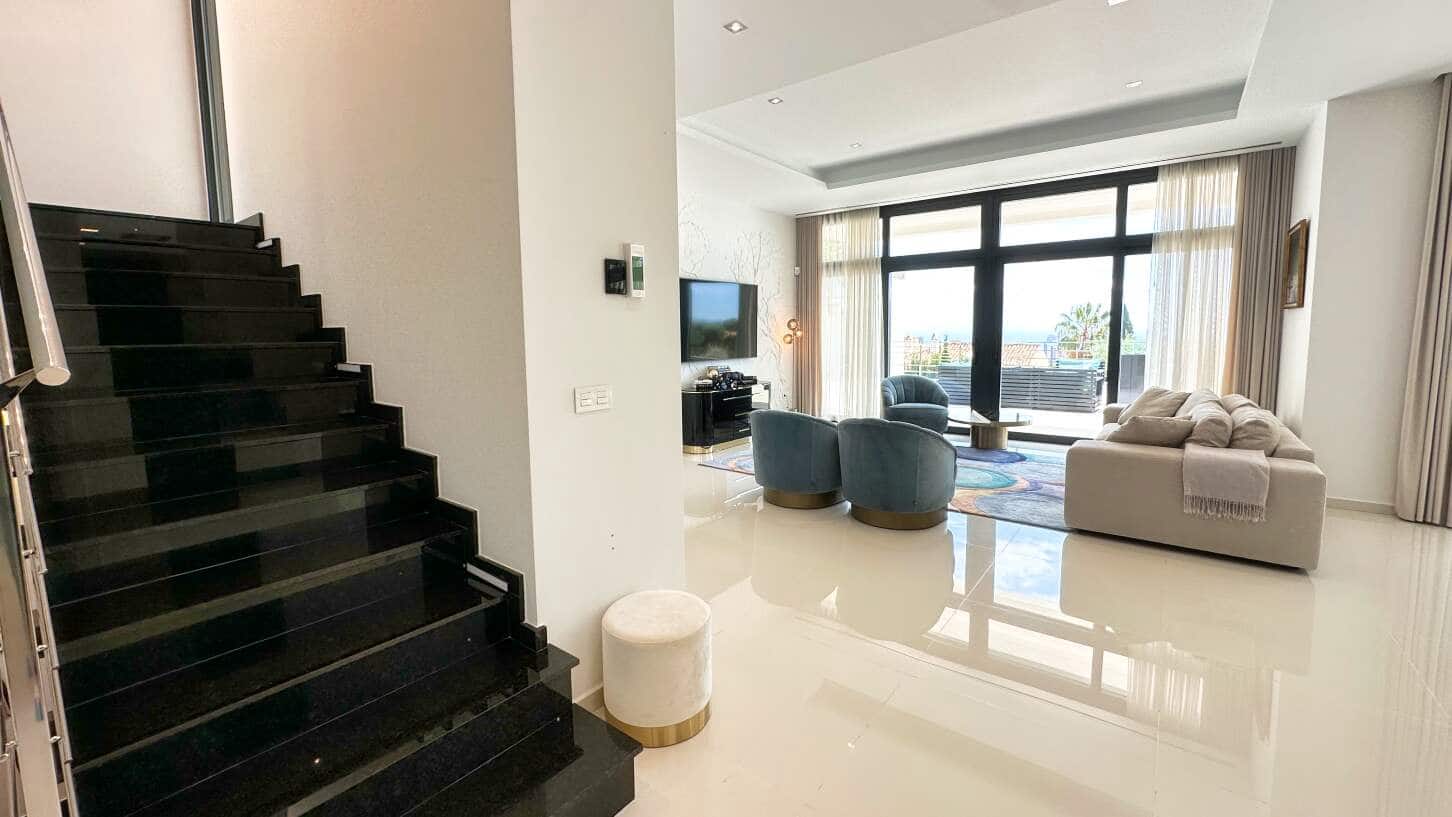 5 soveværelse Villa til salg i Finestrat med swimmingpool garage - € 2.000.000 (Ref: 9004481)