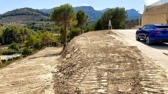 3 bedroom Villa for sale in Cometa - Carrió, Calpe / Calp with pool garage - € 1,345,000 (Ref: 9009864)