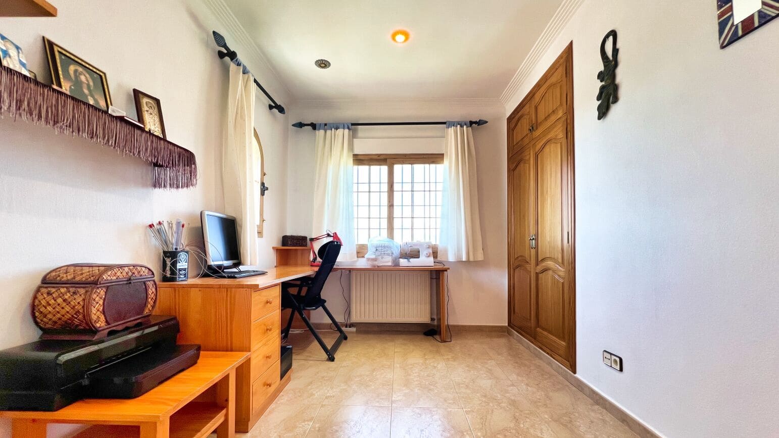 6 soveværelse Villa til salg i Alhama Springs med swimmingpool garage - € 1.800.000 (Ref: 9021899)