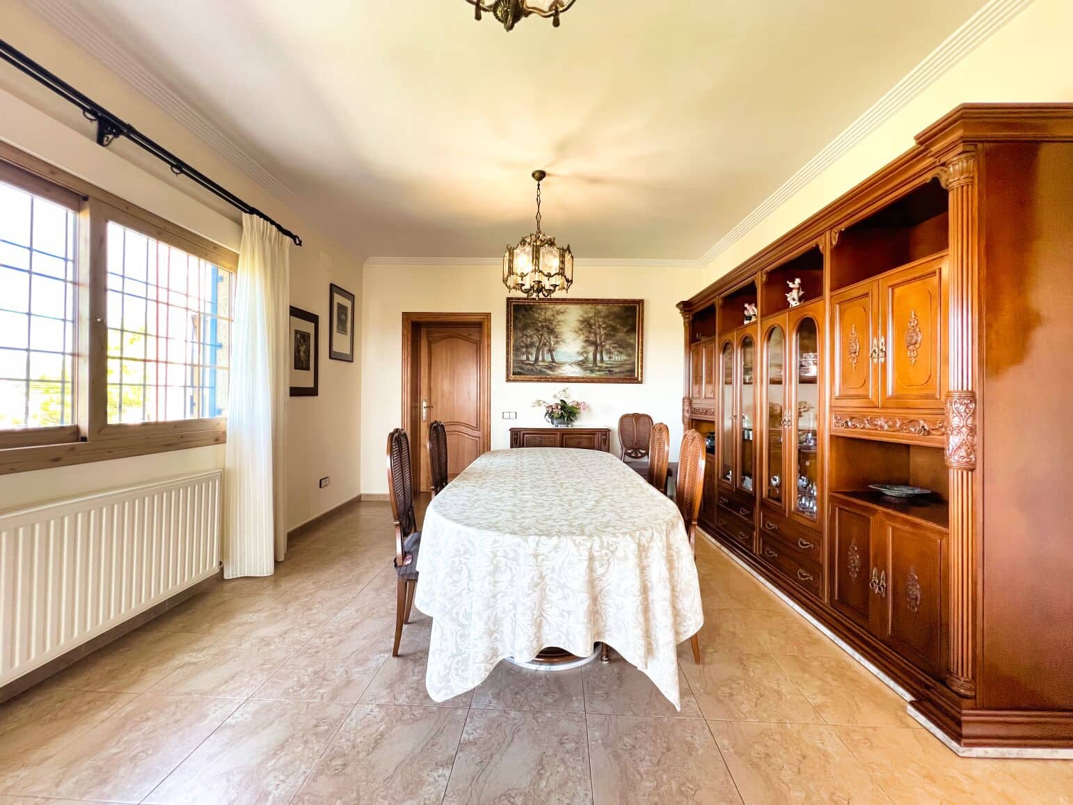 6 soveværelse Villa til salg i Alhama Springs med swimmingpool garage - € 1.800.000 (Ref: 9021899)