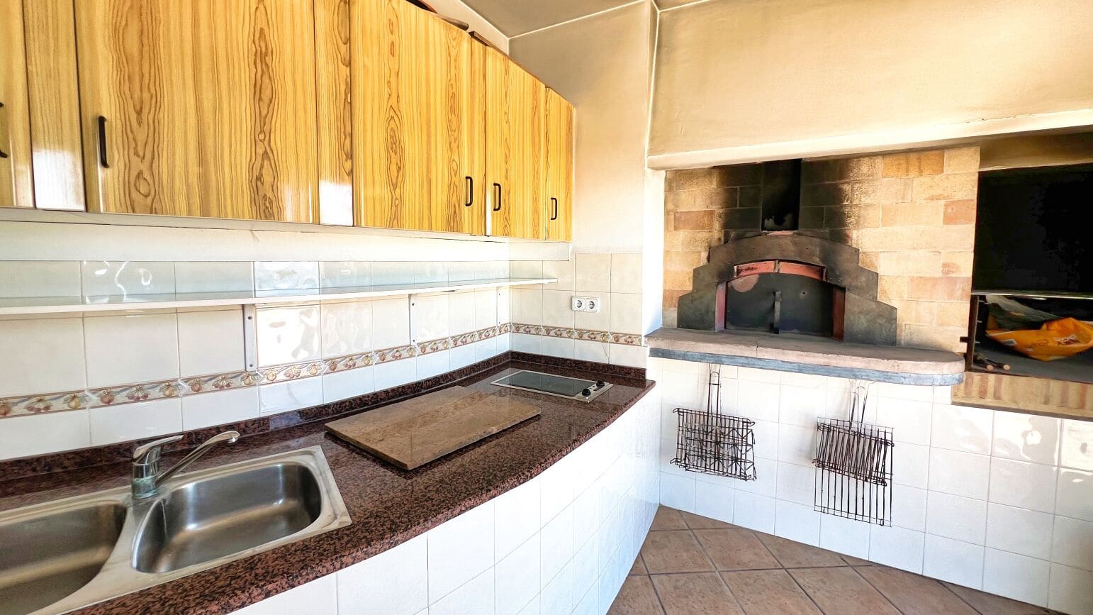 6 soveværelse Villa til salg i Alhama Springs med swimmingpool garage - € 1.800.000 (Ref: 9021899)