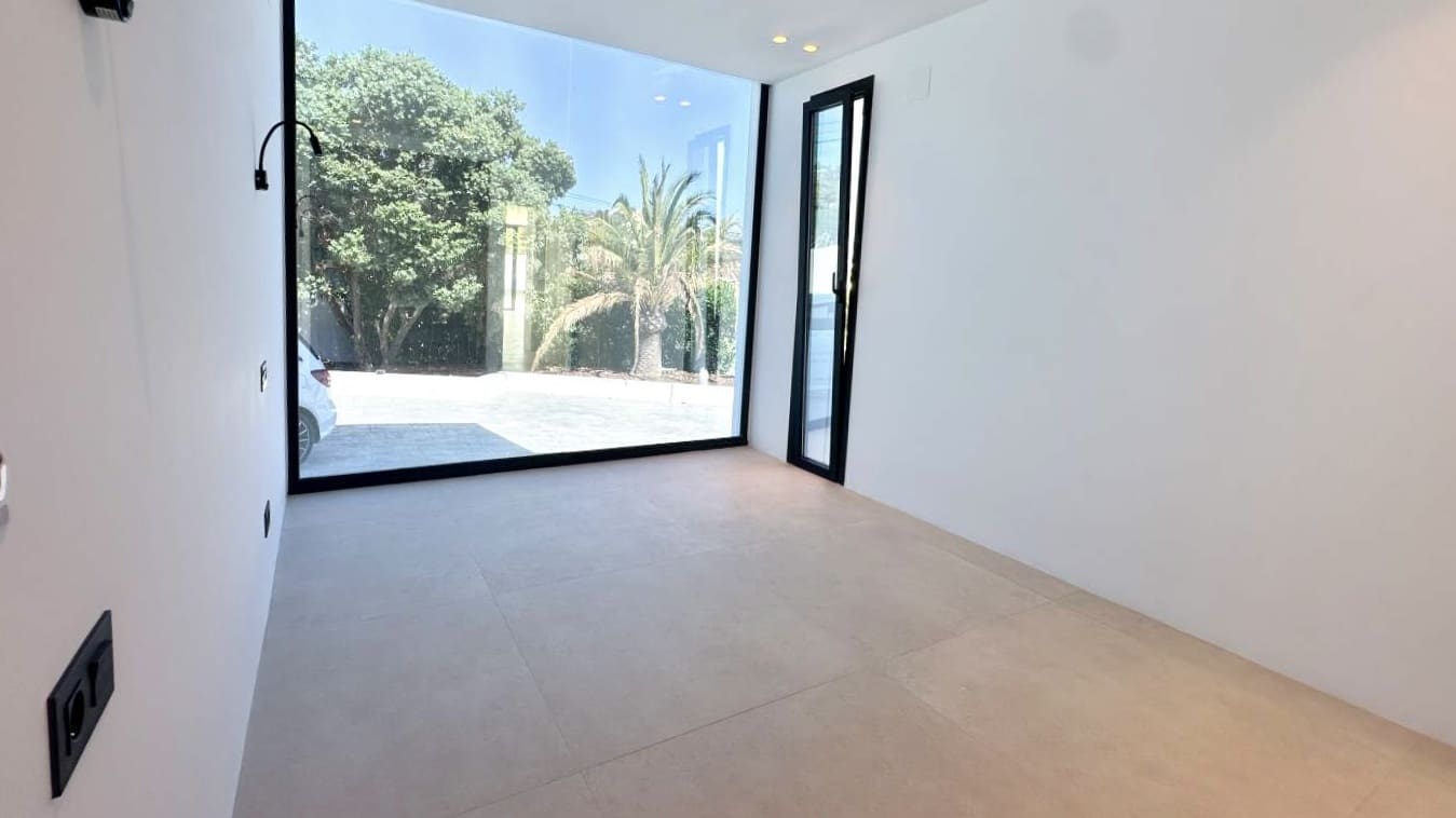 4 soveværelse Villa til salg i Moraira med swimmingpool garage - € 1.849.000 (Ref: 9022529)
