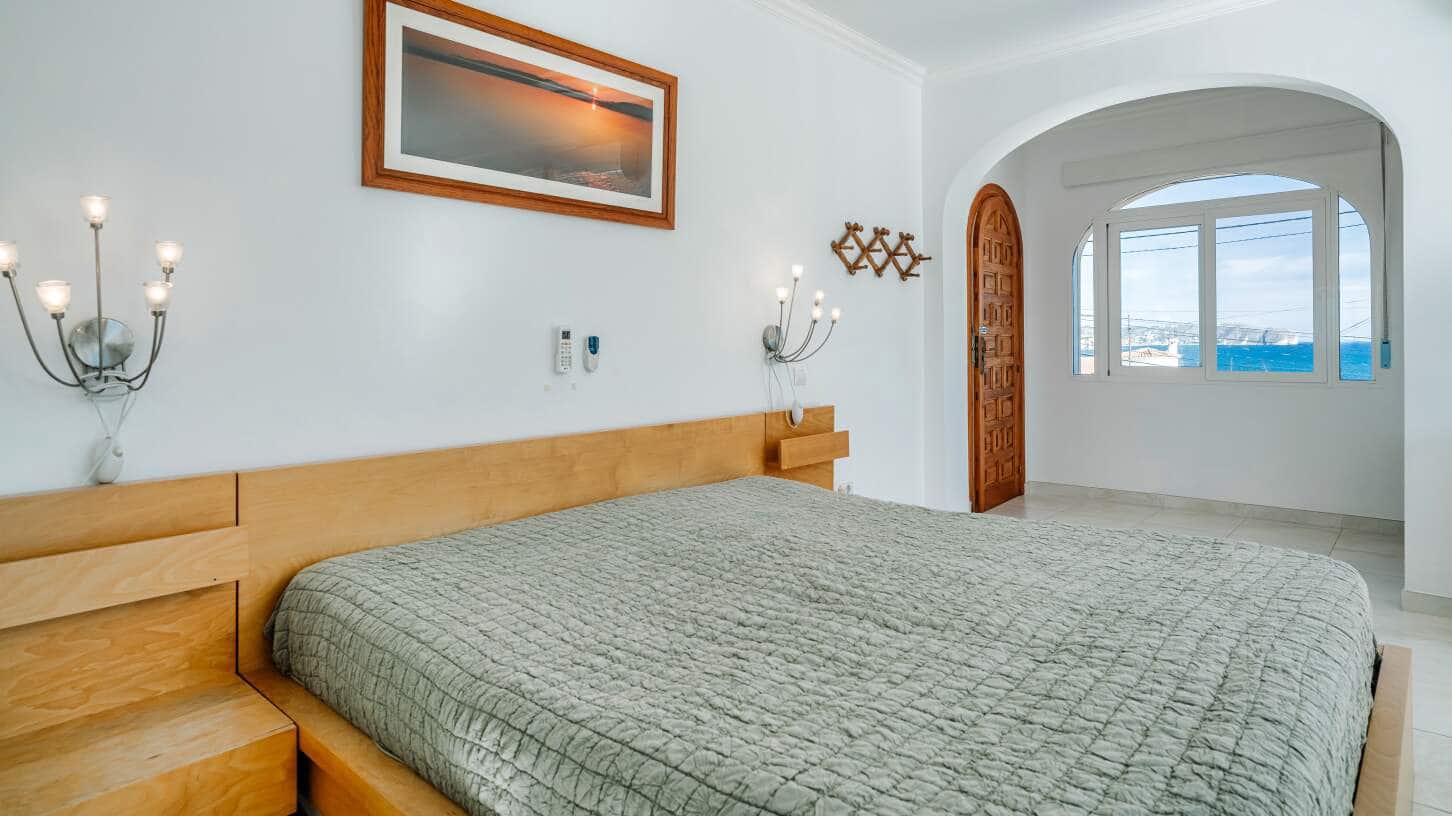 6 sovrum Villa till salu i Calpe / Calp med pool garage - 1 700 000 € (Ref: 9022530)