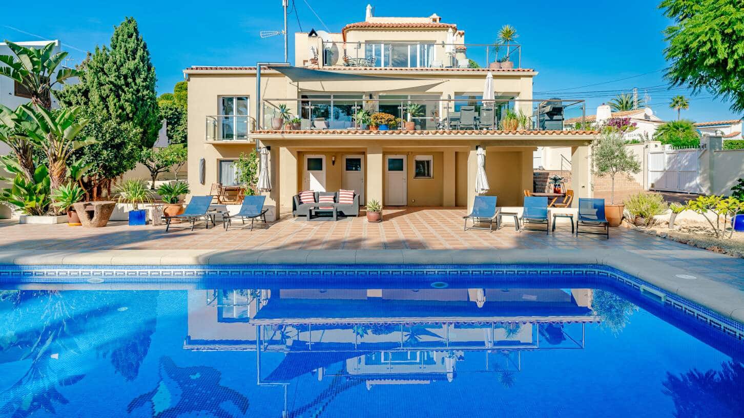 6 sovrum Villa till salu i Calpe / Calp med pool garage - 1 700 000 € (Ref: 9022530)