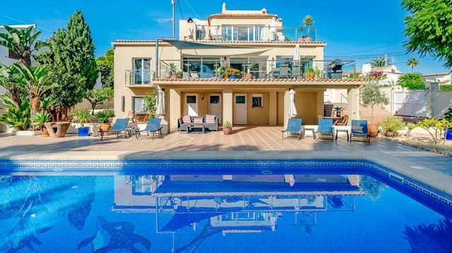 6 sovrum Villa till salu i Cometa - Carrió, Calpe / Calp med pool garage - 1 700 000 € (Ref: 9022530)