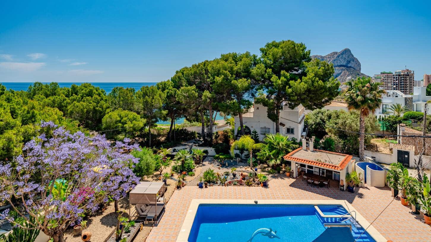 6 sovrum Villa till salu i Calpe / Calp med pool garage - 1 700 000 € (Ref: 9022530)