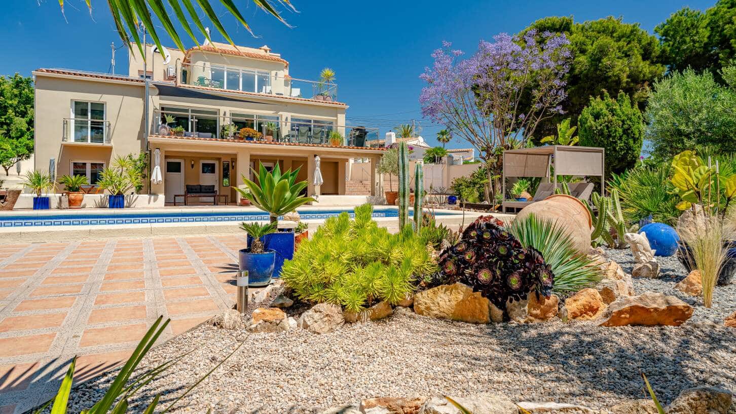 6 sovrum Villa till salu i Calpe / Calp med pool garage - 1 700 000 € (Ref: 9022530)