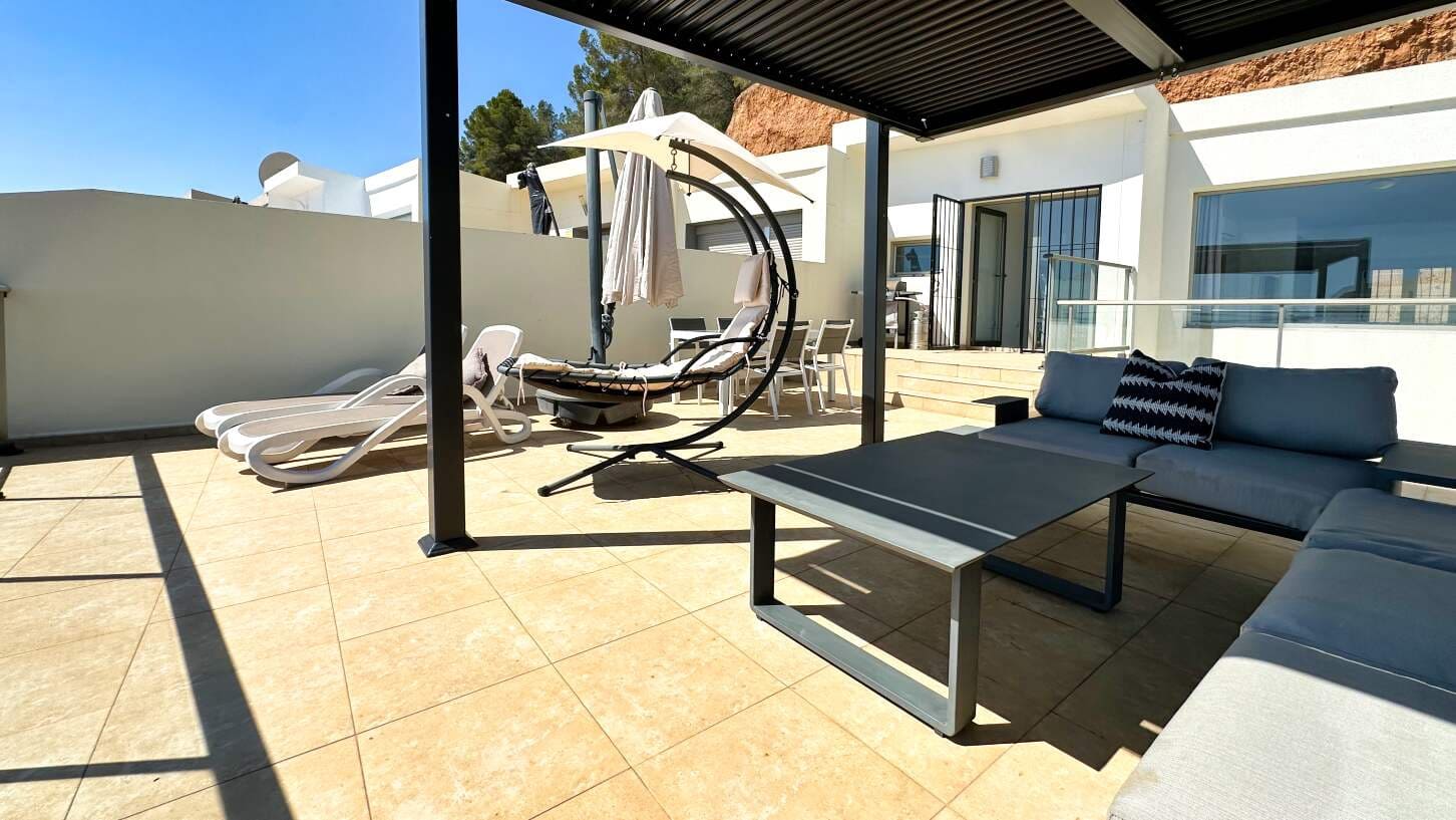 3 soveværelse Bungalow til salg i Calpe / Calp med swimmingpool garage - € 375.000 (Ref: 9022531)