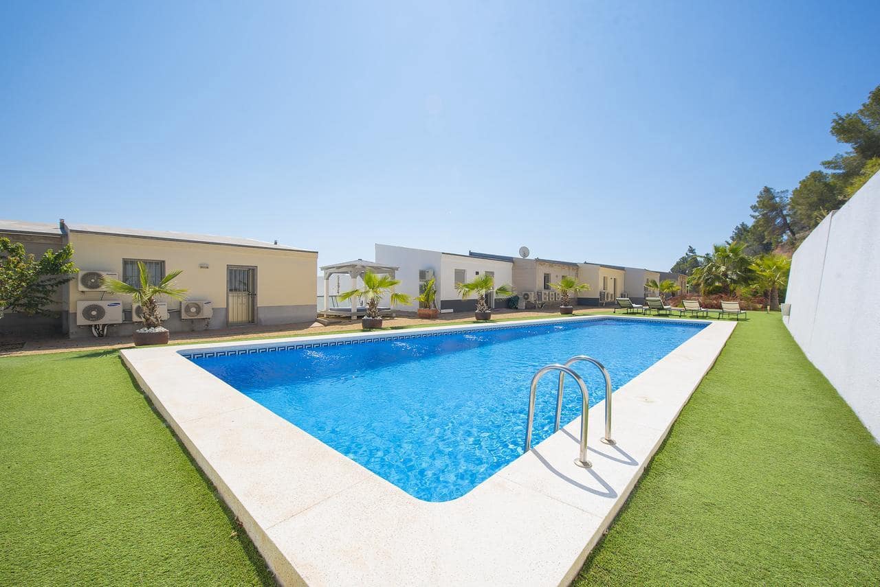 3 soveværelse Bungalow til salg i Calpe / Calp med swimmingpool garage - € 375.000 (Ref: 9022531)
