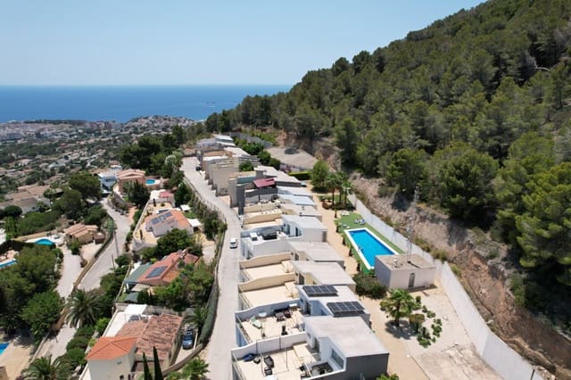 3 slaapkamer Bungalow te koop in Oltamar - Cucarres, Calpe / Calp met zwembad garage - € 375.000 (Ref: 9022531)
