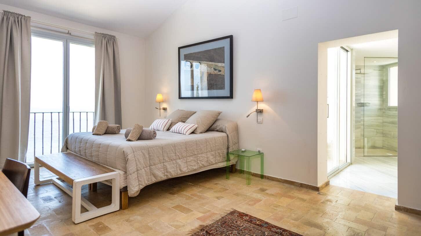 4 bedroom Villa for sale in Altea with pool garage - € 3,600,000 (Ref: 9028673)