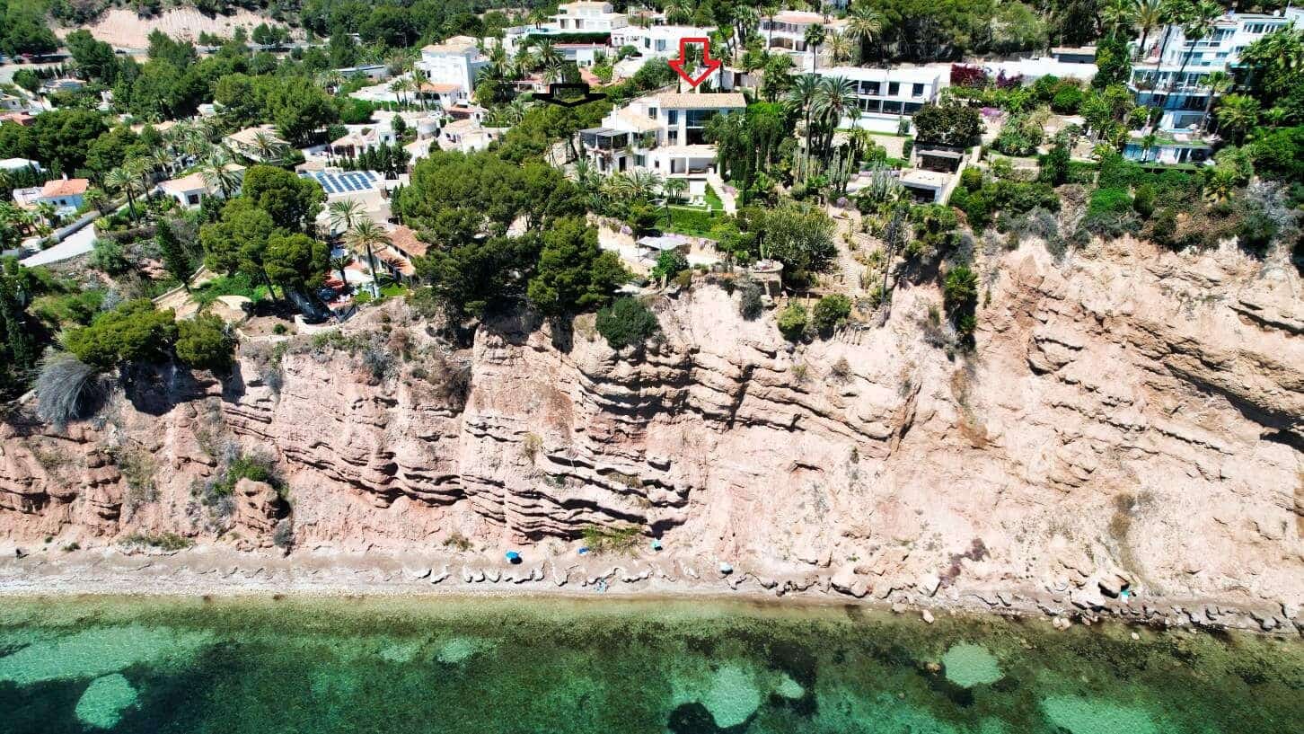 4 bedroom Villa for sale in Altea with pool garage - € 3,600,000 (Ref: 9028673)