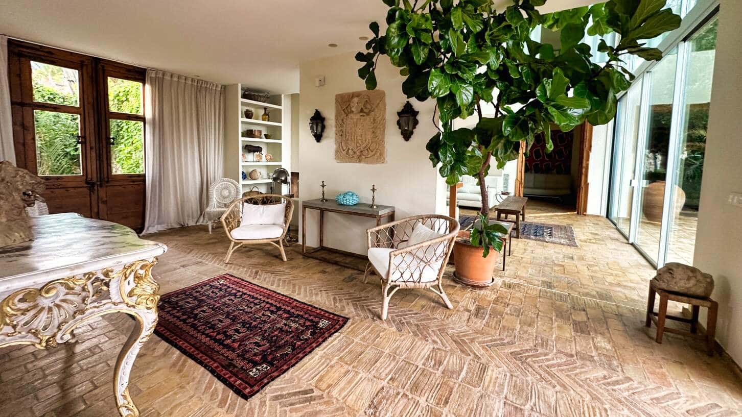 4 bedroom Villa for sale in Altea with pool garage - € 3,600,000 (Ref: 9028673)