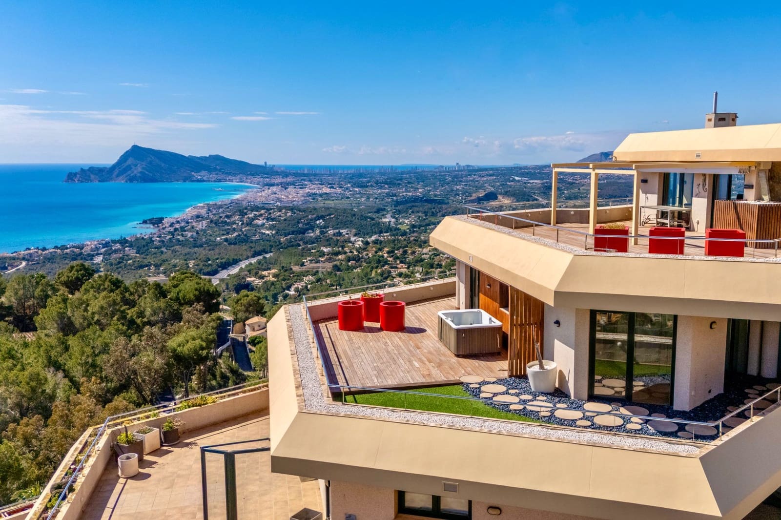 4 sypialnia Apartament na sprzedaż w Altea z basenem garażem - 900 000 € (Ref: 9028676)