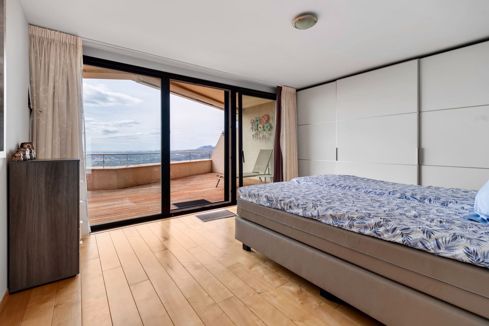 4 sypialnia Apartament na sprzedaż w Altea z basenem garażem - 900 000 € (Ref: 9028676)