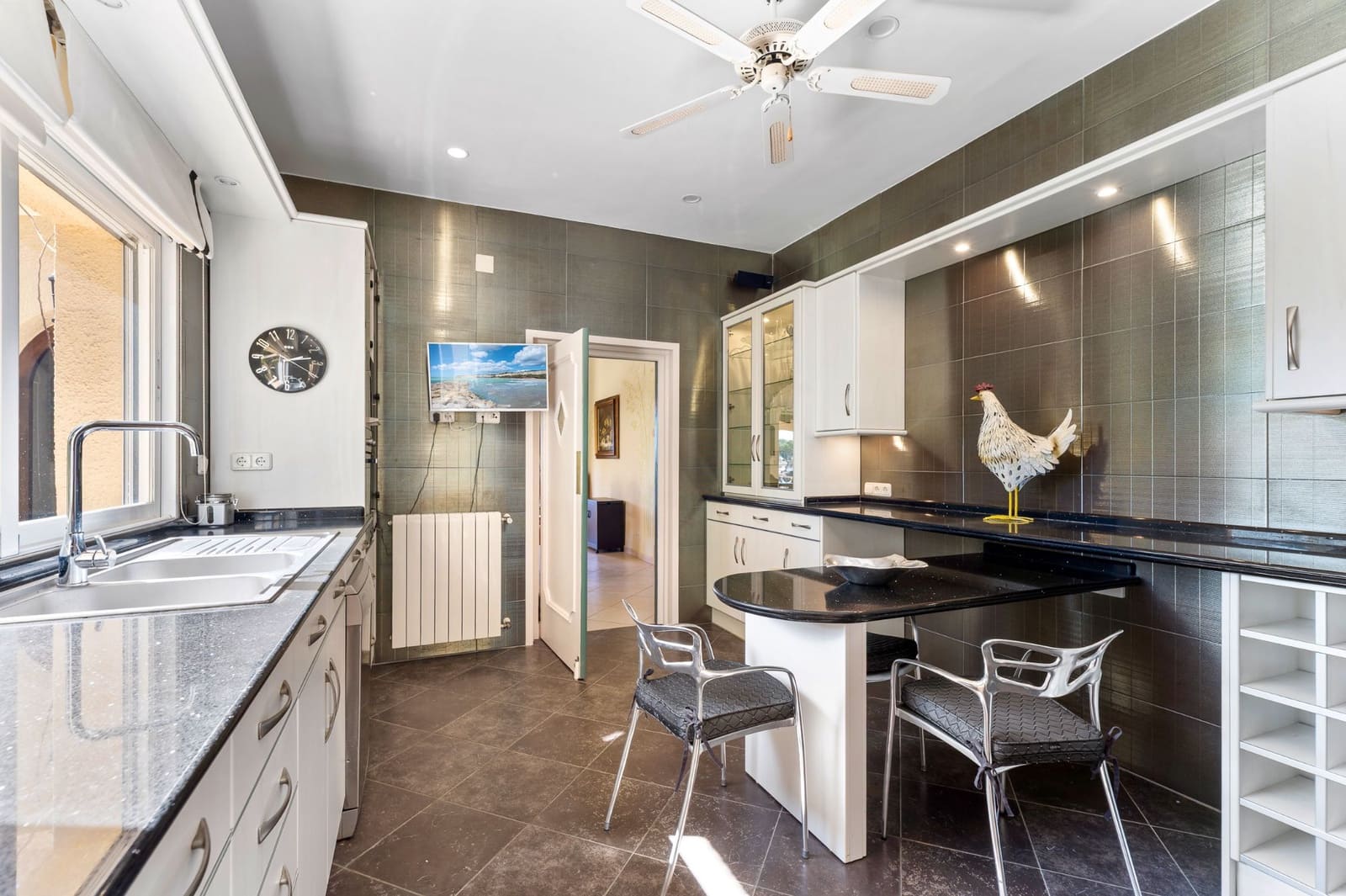 5 soveværelse Villa til salg i Altea med swimmingpool garage - € 1.375.000 (Ref: 9028677)