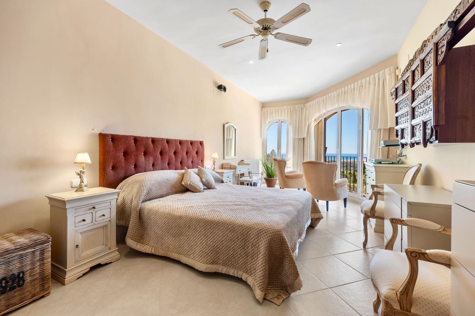 5 soveværelse Villa til salg i Altea med swimmingpool garage - € 1.375.000 (Ref: 9028677)